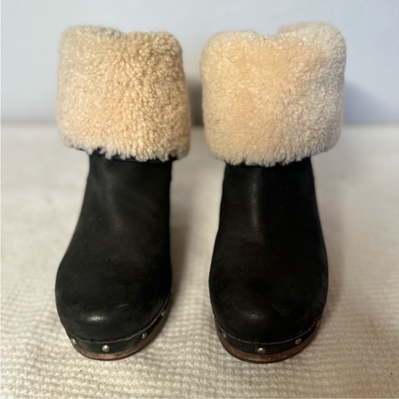 UGG Black Leather bootie, Layne, women's 8. Like new condition. - Picture 12 of 15